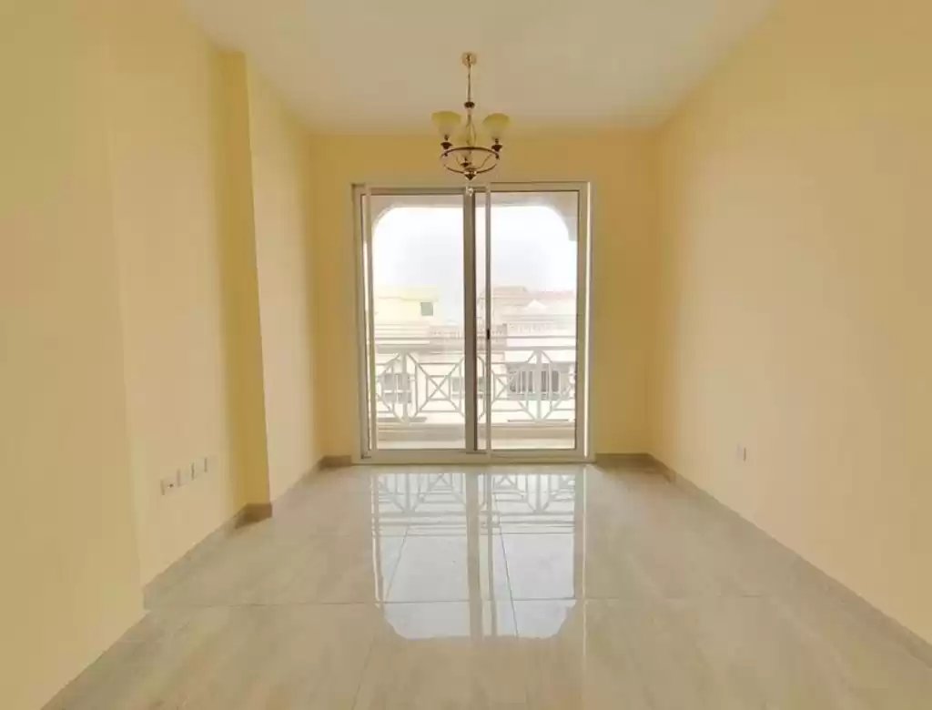 Wohn Klaar eigendom 1 Schlafzimmer U/F Wohnung  zu vermieten in Dubai #24784 - 1  image 