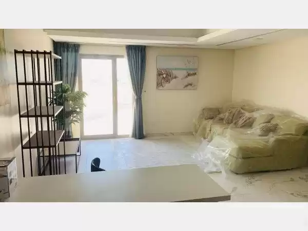 Residential Ready Property 2 Bedrooms F/F Apartment  for rent in Kuwait #24839 - 1  image 
