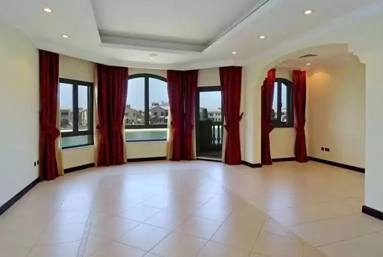 yerleşim Hazır Mülk 5 Yatak Odası U/F Müstakil Villa  satılık içinde Dubai #24854 - 1  image 