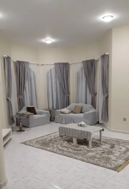 Résidentiel Propriété prête 5 chambres U / f Villa autonome  a louer au Koweit #24877 - 1  image 