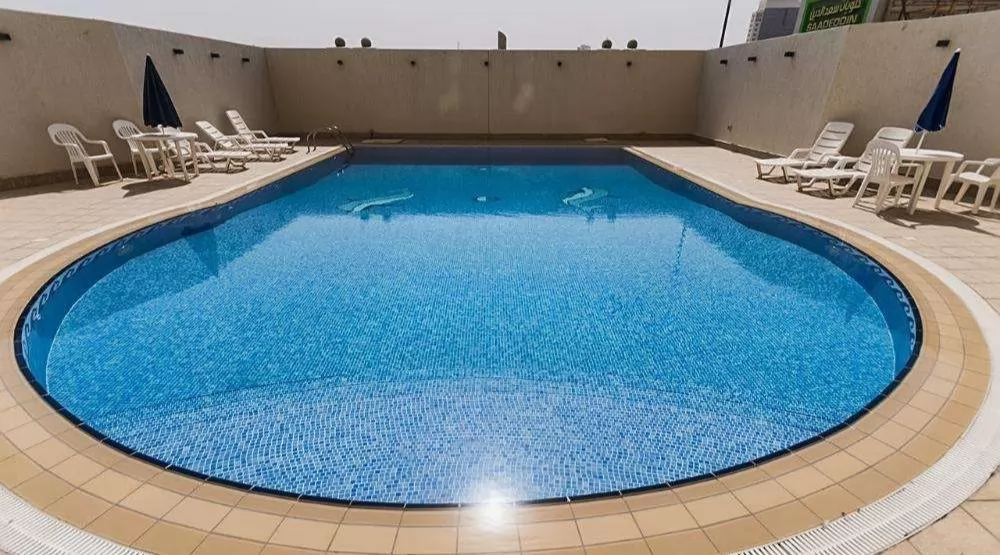 Жилой Готовая недвижимость 3+комнаты для горничных Н/Ф Квартира  в аренду в Кувейт #24893 - 1  image 