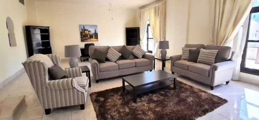 Residential Ready Property 3 Bedrooms F/F Apartment  for rent in Kuwait #24933 - 1  image 