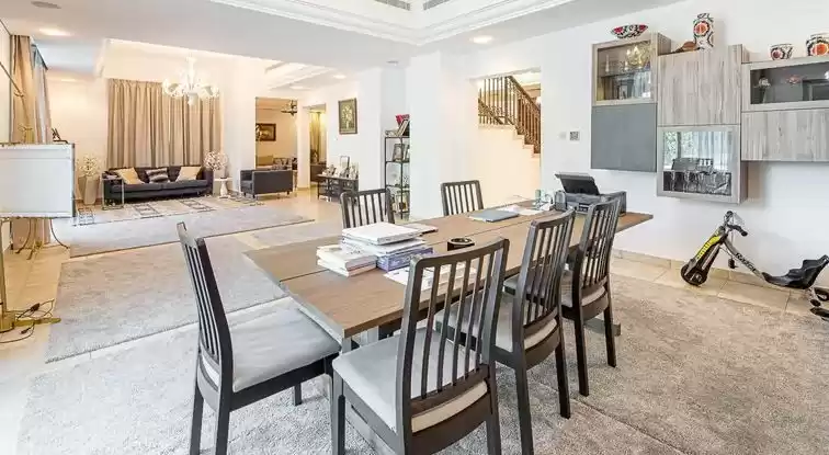 住宅 就绪物业 5+女仆卧室 楼/楼 独立别墅  出售 在 迪拜 #24967 - 1  image 