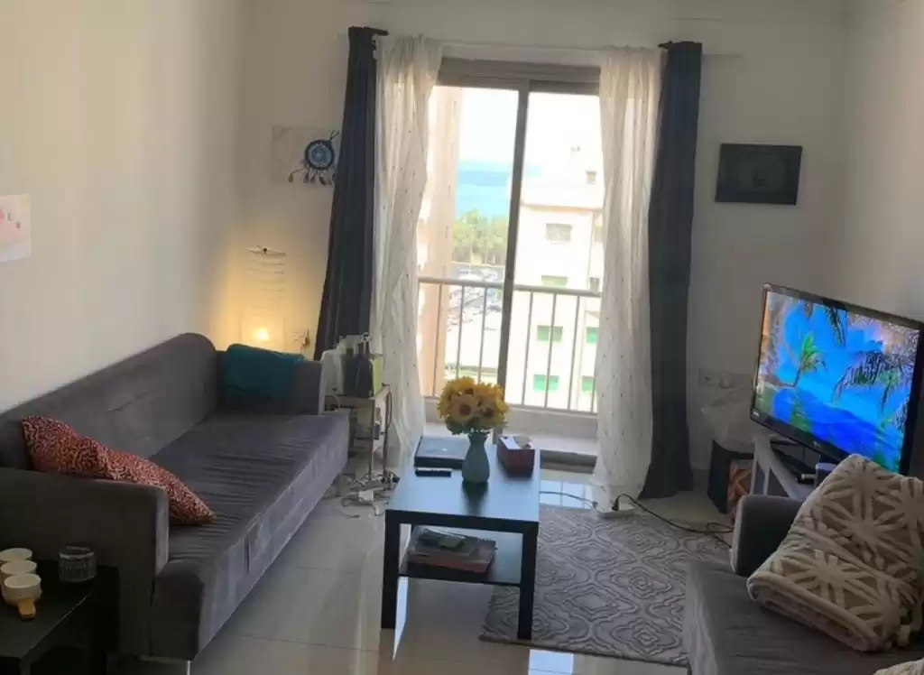 Residential Ready Property 2 Bedrooms U/F Apartment  for rent in Kuwait #24971 - 1  image 