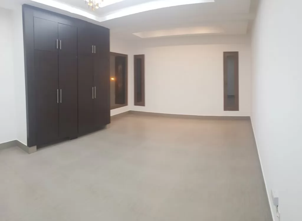 yerleşim Hazır Mülk 3 yatak odası U/F Apartman  kiralık içinde Kuveyt #25016 - 1  image 