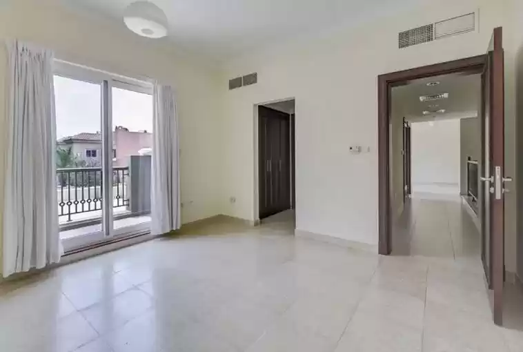 Residential Ready Property 5 Bedrooms U/F Standalone Villa  for sale in Dubai #25032 - 1  image 