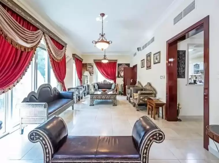 Residencial Listo Propiedad 5 habitaciones F / F Villa Standerlone  venta en Dubái #25035 - 1  image 