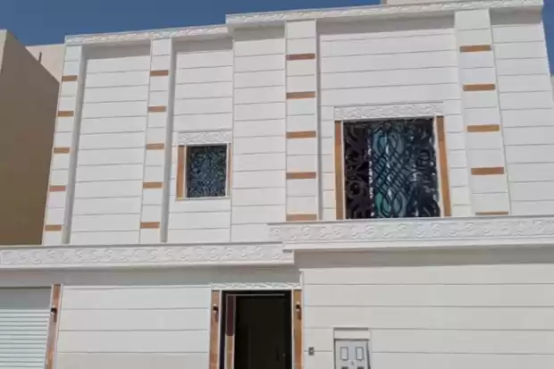 yerleşim Hazır Mülk 5 Yatak Odası U/F Müstakil Villa  satılık içinde Riyad #25078 - 1  image 