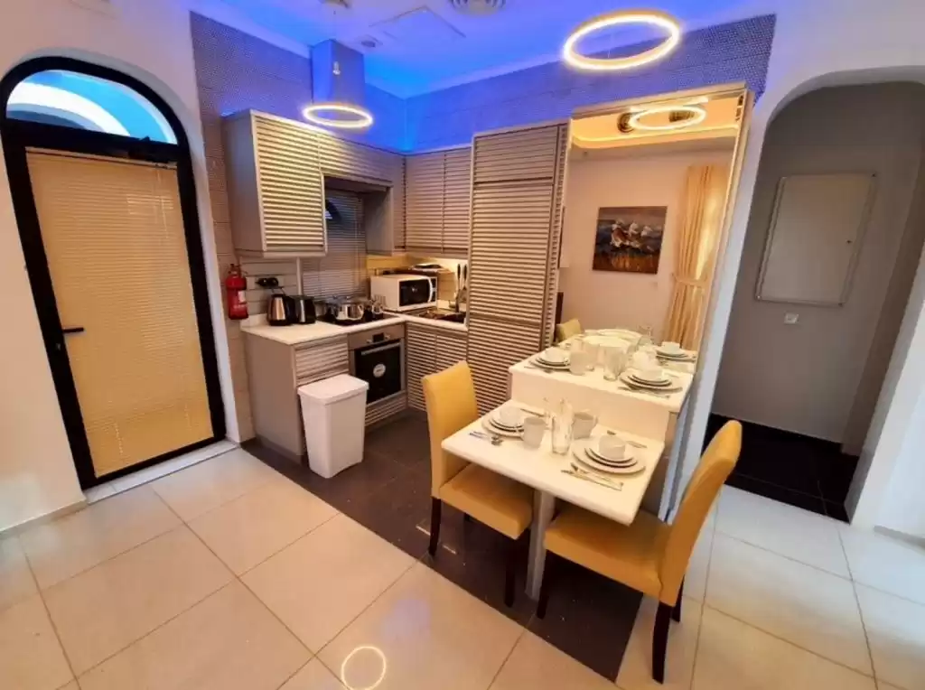 Residencial Listo Propiedad 1 dormitorio F / F Apartamento  alquiler en Kuwait #25101 - 1  image 