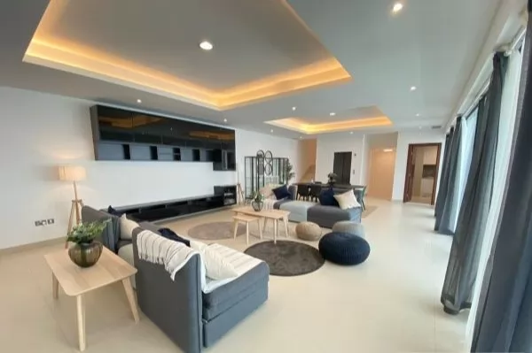 Residencial Listo Propiedad 4 + habitaciones de servicio U / F Villa Standerlone  alquiler en Kuwait #25178 - 1  image 