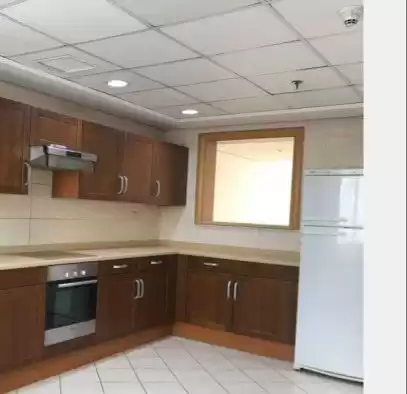 Résidentiel Propriété prête 3 chambres U / f Appartement  a louer au Koweit #25199 - 1  image 