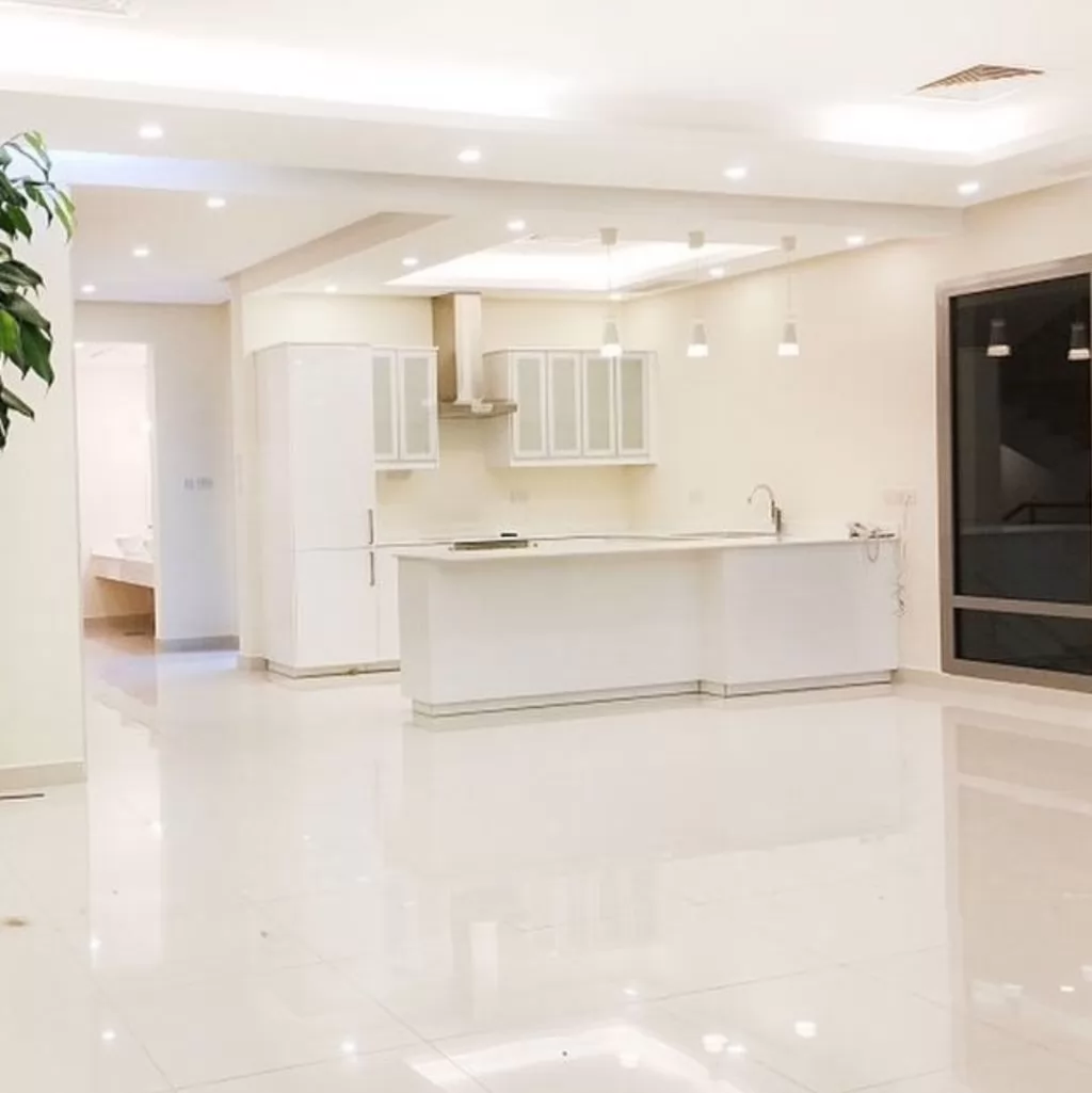 Residencial Listo Propiedad 4 habitaciones U / F Villa Standerlone  alquiler en Kuwait #25230 - 1  image 