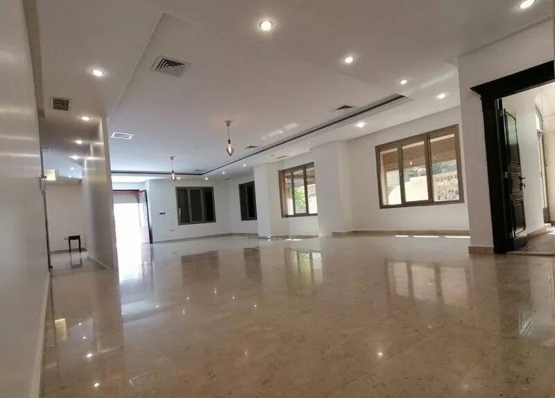 Residential Ready Property 6 Bedrooms U/F Apartment  for rent in Kuwait #25238 - 1  image 