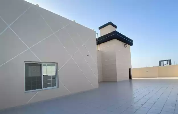 Wohn Klaar eigendom 6 + Zimmermädchen U/F Wohnung  zu verkaufen in Riad #25384 - 1  image 