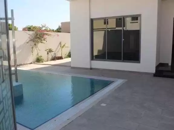 سكني عقار جاهز 5 غرف  غير مفروش فيلا  للبيع في المنامة #25410 - 1  صورة 