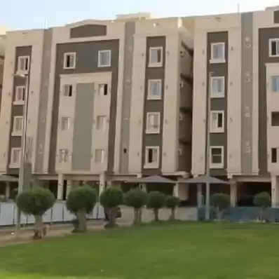 yerleşim Hazır Mülk 5 Yatak Odası U/F Apartman  satılık içinde Riyad #25484 - 1  image 