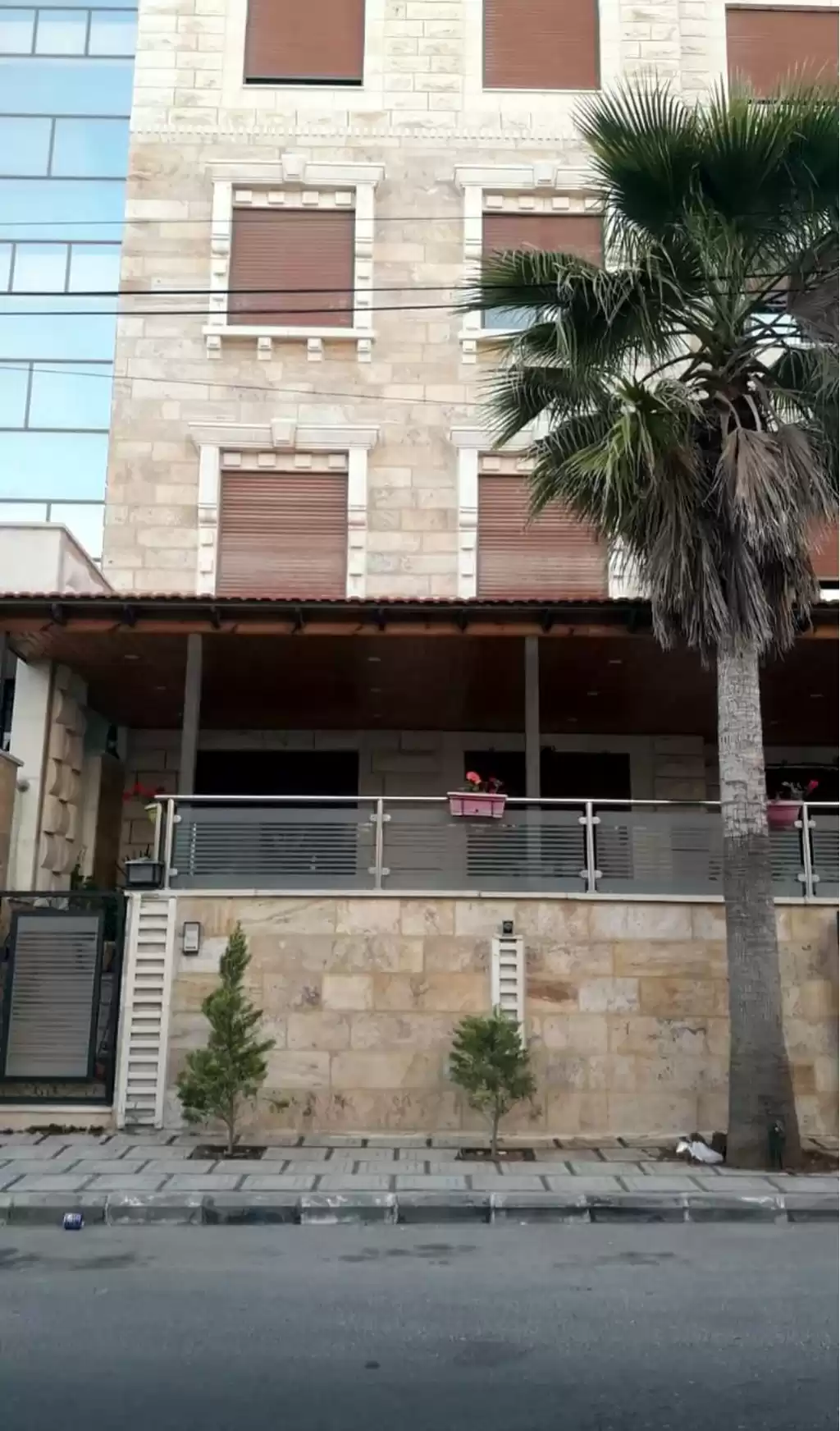 Жилой Готовая недвижимость 3 спальни Н/Ф Квартира  продается в Амман #25758 - 1  image 