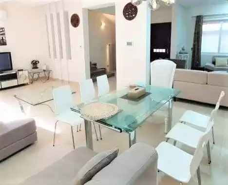 Residential Ready Property 3 Bedrooms S/F Apartment  for rent in Al-Manamah #25801 - 1  image 