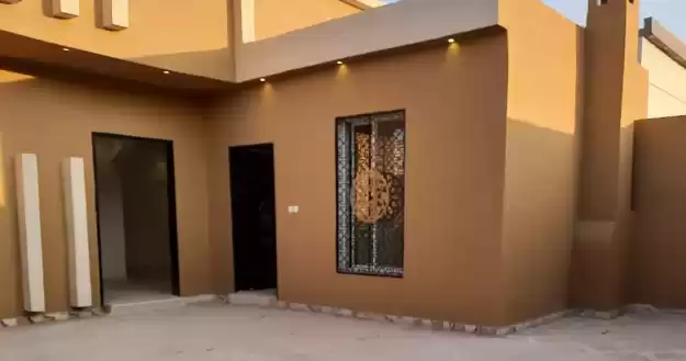 Résidentiel Propriété prête 3 chambres U / f Villa autonome  à vendre au Riyad #25805 - 1  image 