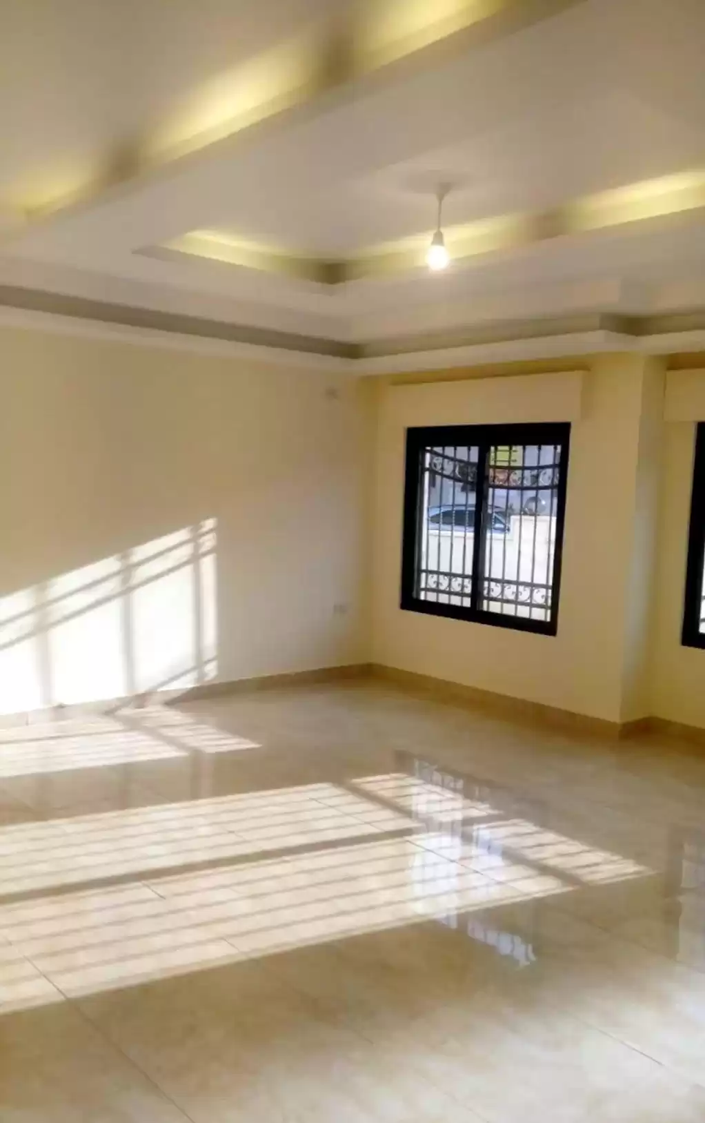Жилой Готовая недвижимость 3 спальни Н/Ф Квартира  продается в Амман #25823 - 1  image 