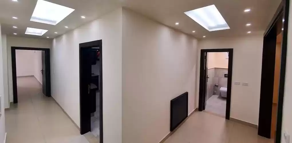 Residential Ready Property 3 Bedrooms U/F Apartment  for sale in Amman #25852 - 1  image 