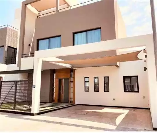 Residencial Listo Propiedad 3 + habitaciones de servicio S / F Villa Standerlone  alquiler en Al Manamah #25856 - 1  image 