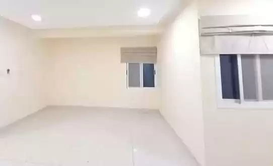 Residential Ready Property 1 Bedroom U/F Apartment  for rent in Al-Manamah #25893 - 1  image 