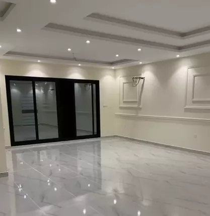 Residential Ready Property 5 Bedrooms U/F Duplex  for sale in Riyadh #25943 - 1  image 