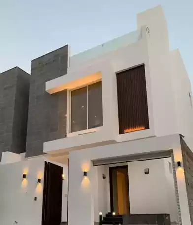 yerleşim Hazır Mülk 5 Yatak Odası U/F Müstakil Villa  satılık içinde Riyad #25950 - 1  image 
