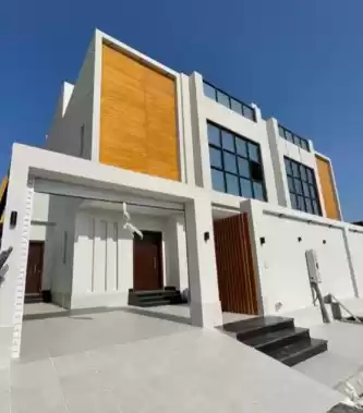 Жилой Готовая недвижимость 4+комнаты для горничных Н/Ф Отдельная вилла  продается в Эр-Рияд #25984 - 1  image 