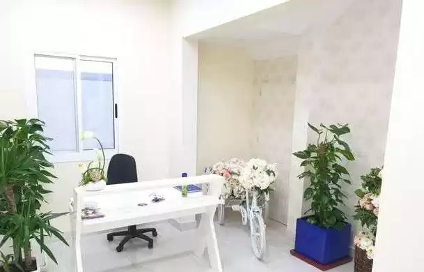 Residential Ready Property 2 Bedrooms S/F Apartment  for rent in Al-Manamah #25997 - 1  image 