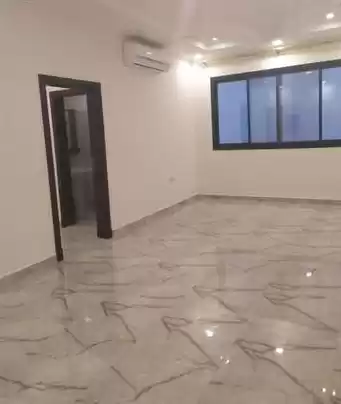 Residential Ready Property 3 Bedrooms U/F Apartment  for rent in Al-Manamah #26007 - 1  image 