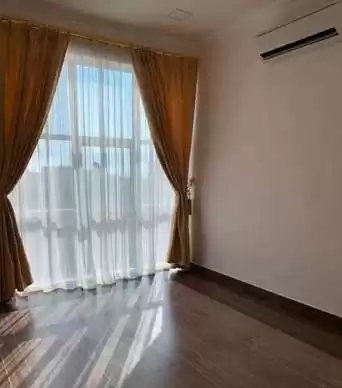 Residencial Listo Propiedad 2 dormitorios F / F Apartamento  alquiler en Al Manamah #26022 - 1  image 