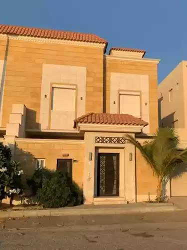 Résidentiel Propriété prête 5 + femme de chambre U / f Villa autonome  a louer au Riyad #26039 - 1  image 