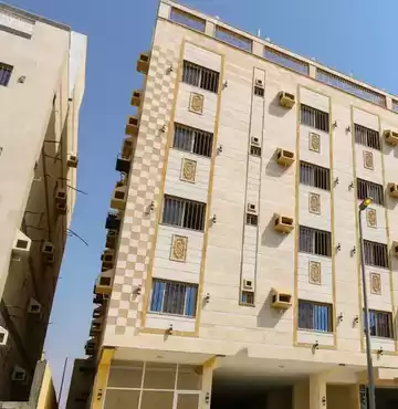 yerleşim Hazır Mülk 5 Yatak Odası U/F Apartman  satılık içinde Riyad #26090 - 1  image 