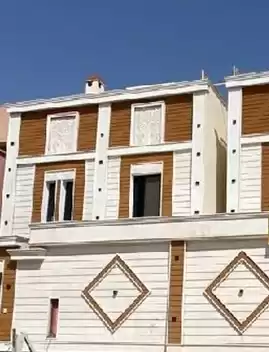 yerleşim Hazır Mülk 5+hizmetçi Yatak Odası U/F Müstakil Villa  satılık içinde Riyad #26159 - 1  image 