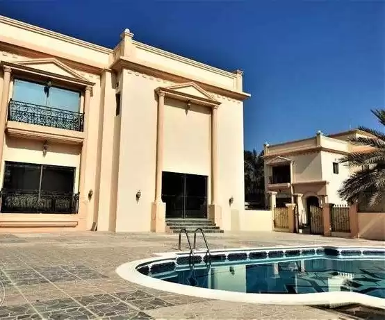 Wohn Klaar eigendom 5 + Zimmermädchen U/F Alleinstehende Villa  zu vermieten in Al-Manama #26224 - 1  image 