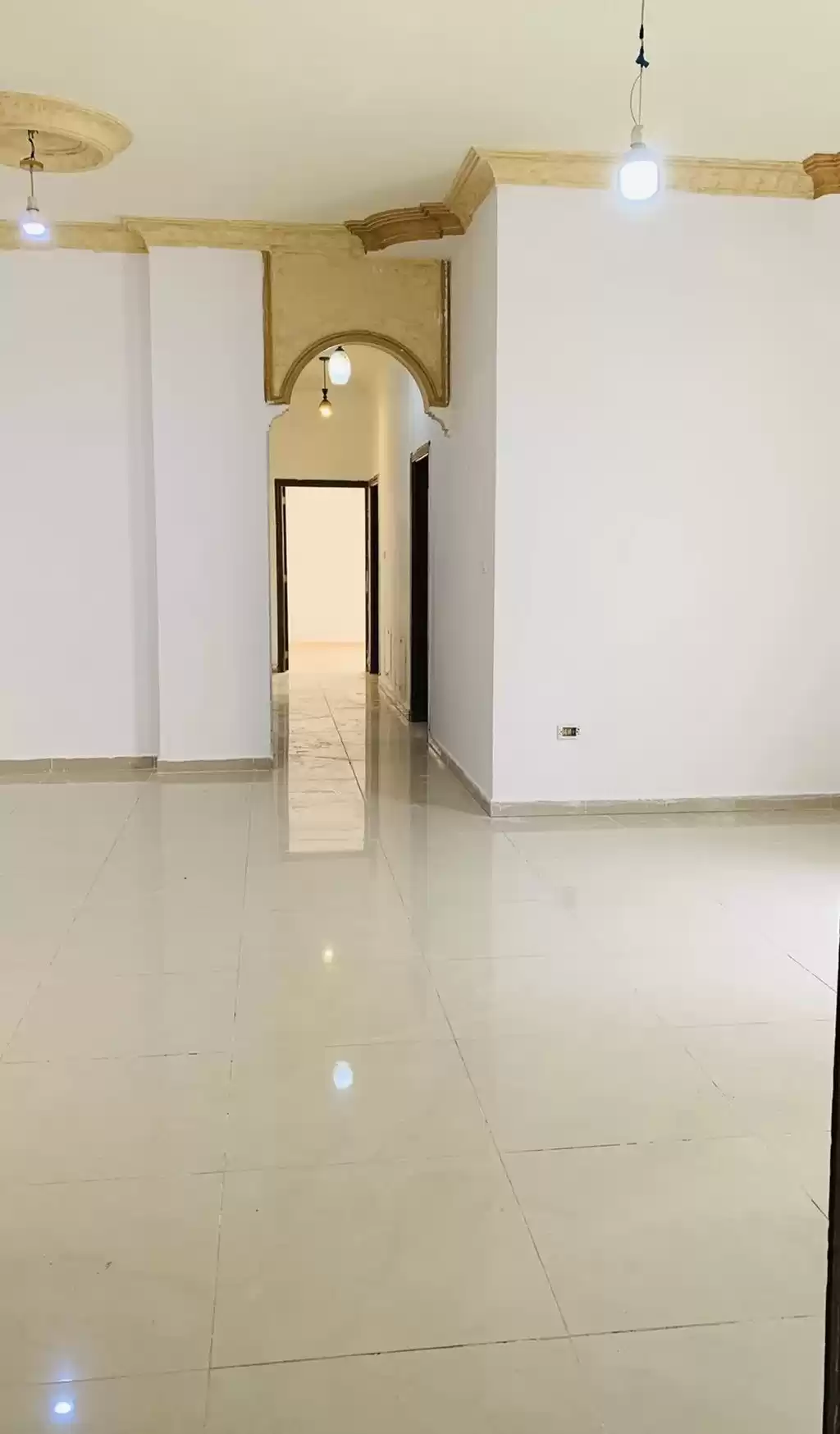 سكني عقار جاهز 3 غرف  غير مفروش شقة  للإيجار في عمان #26230 - 1  صورة 