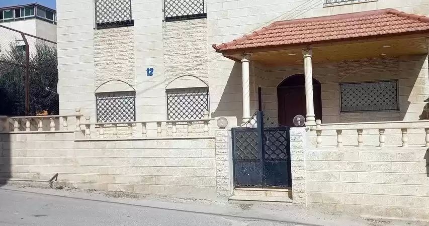 Wohn Klaar eigendom 3 Schlafzimmer F/F Wohnung  zu vermieten in Amman #26244 - 1  image 