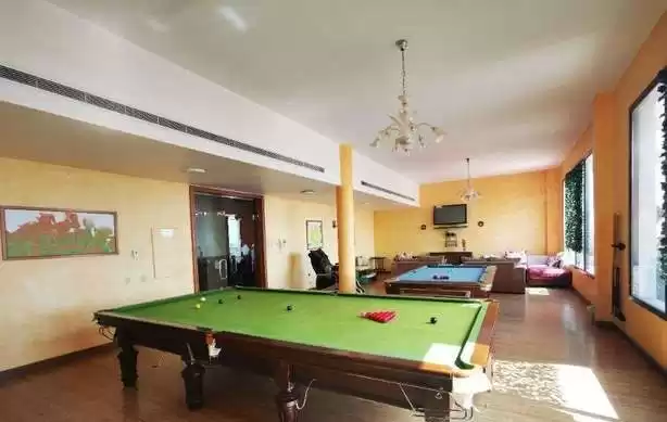 Residential Ready Property 1 Bedroom F/F Apartment  for rent in Al-Manamah #26259 - 1  image 