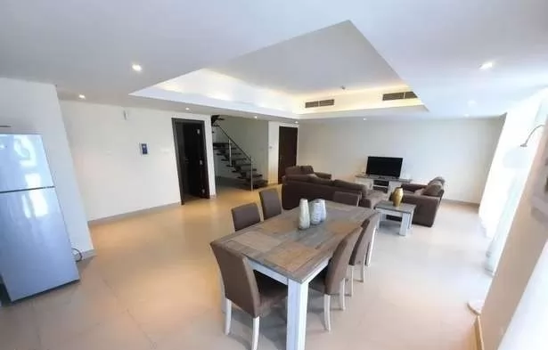 Résidentiel Propriété prête 3 chambres F / F Duplex  a louer au Al-Manamah #26263 - 1  image 
