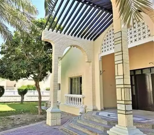 Residencial Listo Propiedad 4 + habitaciones de servicio U / F Villa en Compound  alquiler en Al Manamah #26309 - 1  image 