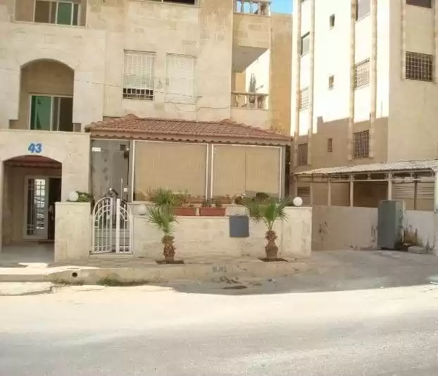 Residential Ready Property 3 Bedrooms U/F Apartment  for sale in Amman #26446 - 1  image 