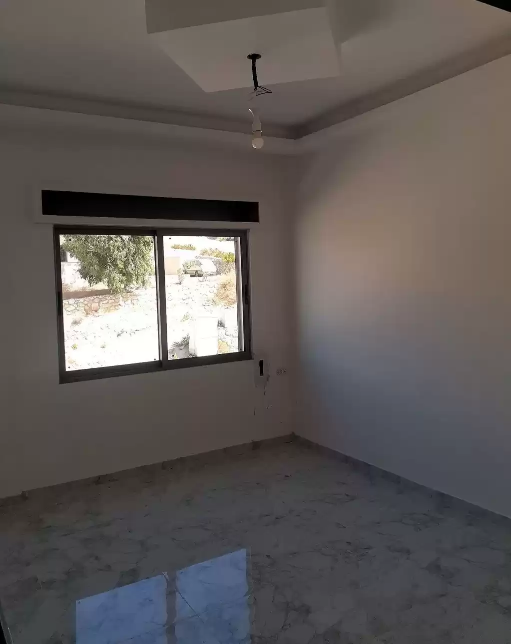 سكني عقار جاهز 3 غرف  غير مفروش شقة  للإيجار في عمان #26472 - 1  صورة 