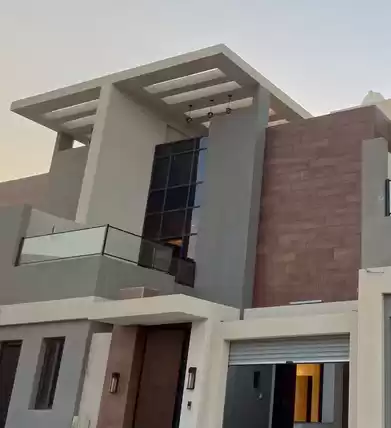 yerleşim Hazır Mülk 4+hizmetçi Yatak Odası U/F Müstakil Villa  satılık içinde Riyad #26496 - 1  image 