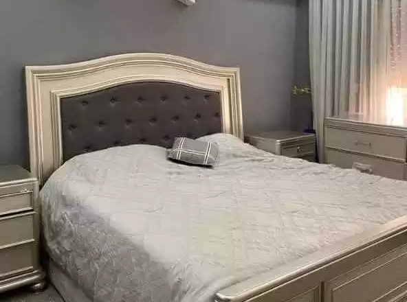 Жилой Готовая недвижимость 3 спальни Н/Ф Квартира  продается в Амман #26535 - 1  image 