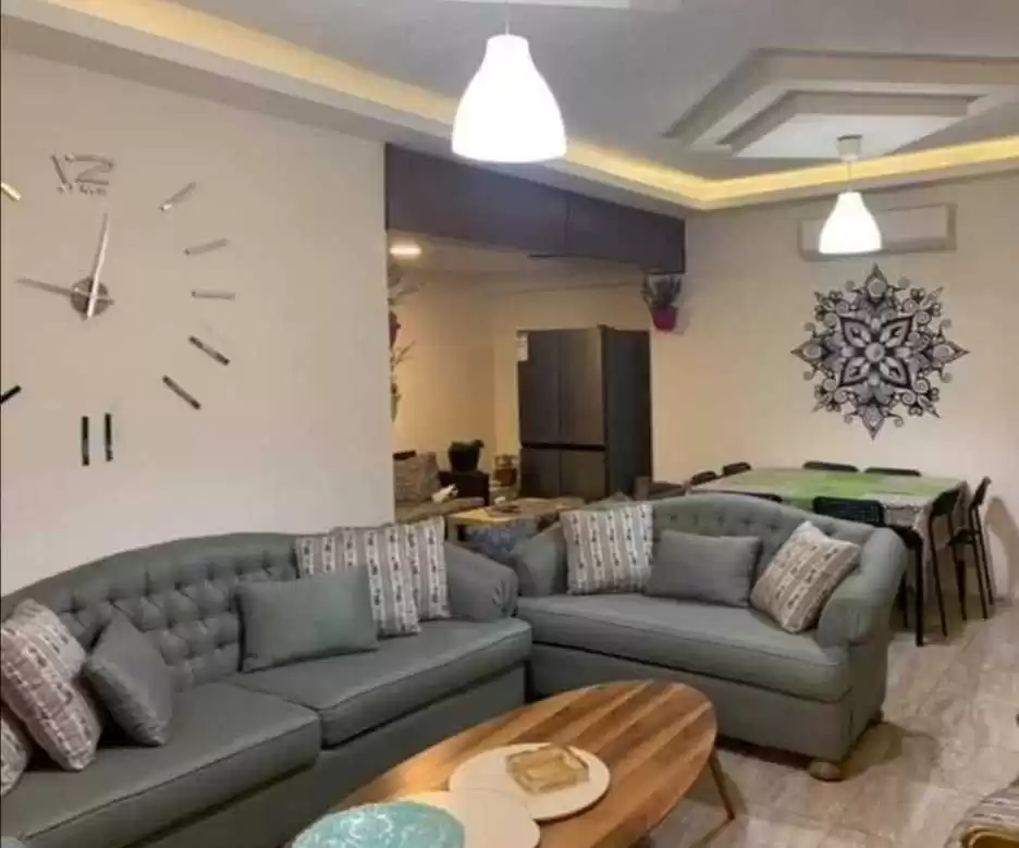 Жилой Готовая недвижимость 4 спальни Н/Ф Квартира  продается в Амман #26556 - 1  image 