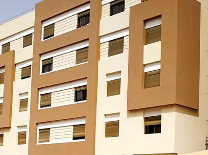 Wohn Klaar eigendom 4 Schlafzimmer S/F Wohnung  zu vermieten in Riad #26576 - 1  image 