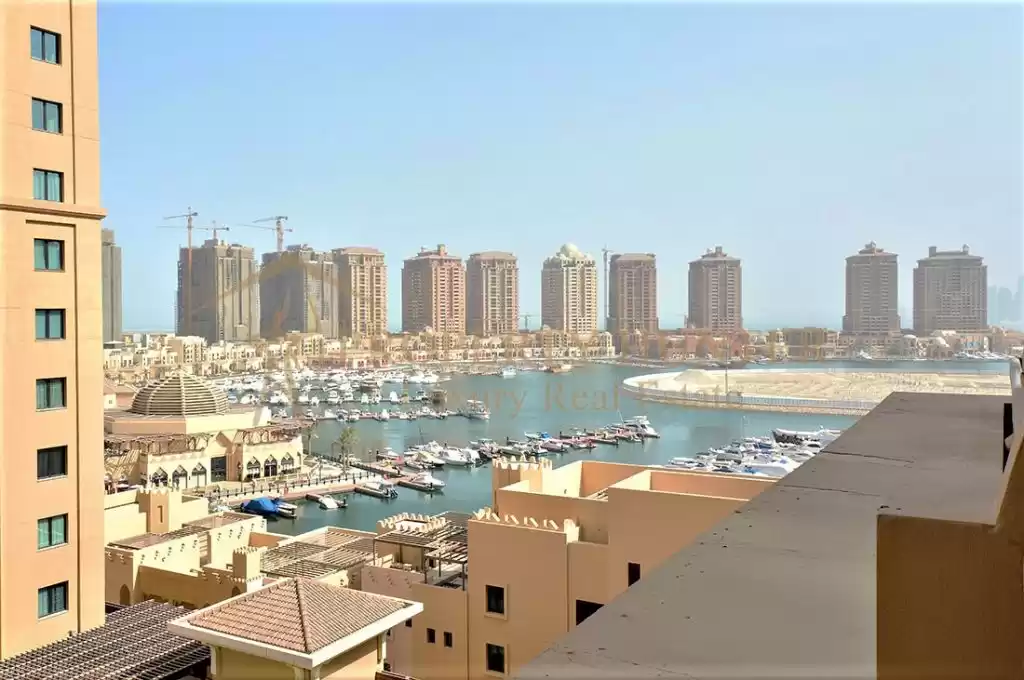 Résidentiel Propriété prête Studio S / F Appartement  à vendre au Al-Sadd , Doha #26635 - 1  image 