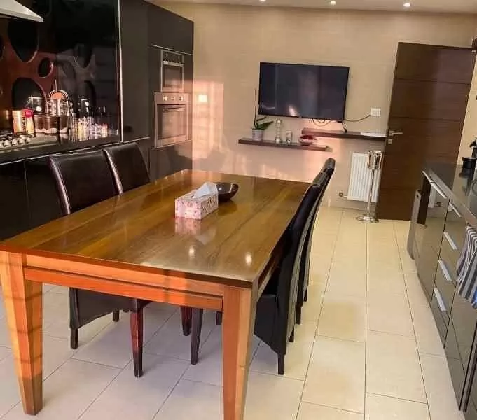 Residential Ready Property 3 Bedrooms U/F Apartment  for sale in Amman #26687 - 1  image 